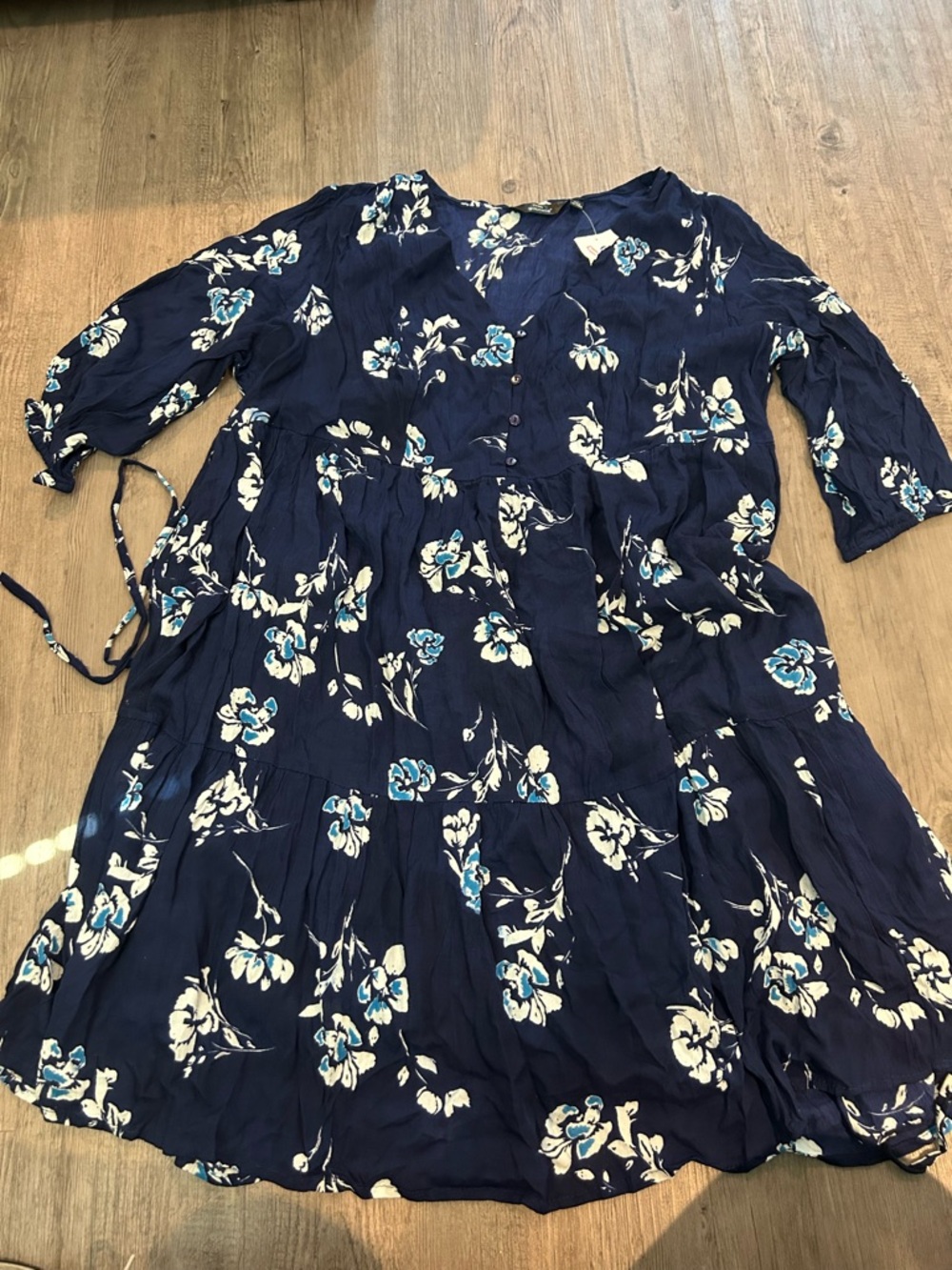 Mlle Gabrielle 1XL Navy Blue Floral Button-Front Midi Dress
